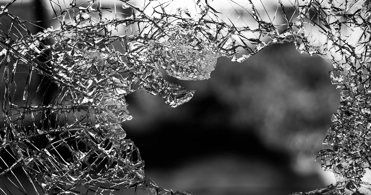 Types of Cracked Windows How to Repair Them Seattle Window Cleaners