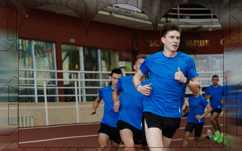 Я сейчас занимаюсь спортом