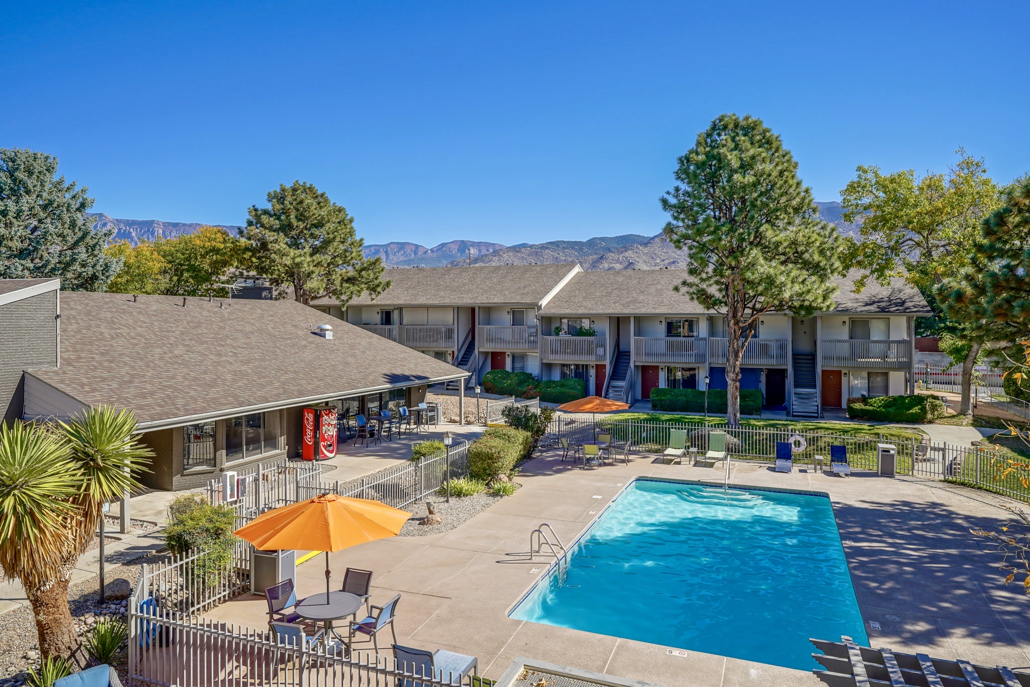 Apartments Near Old Town Albuquerque Sungate Amenities