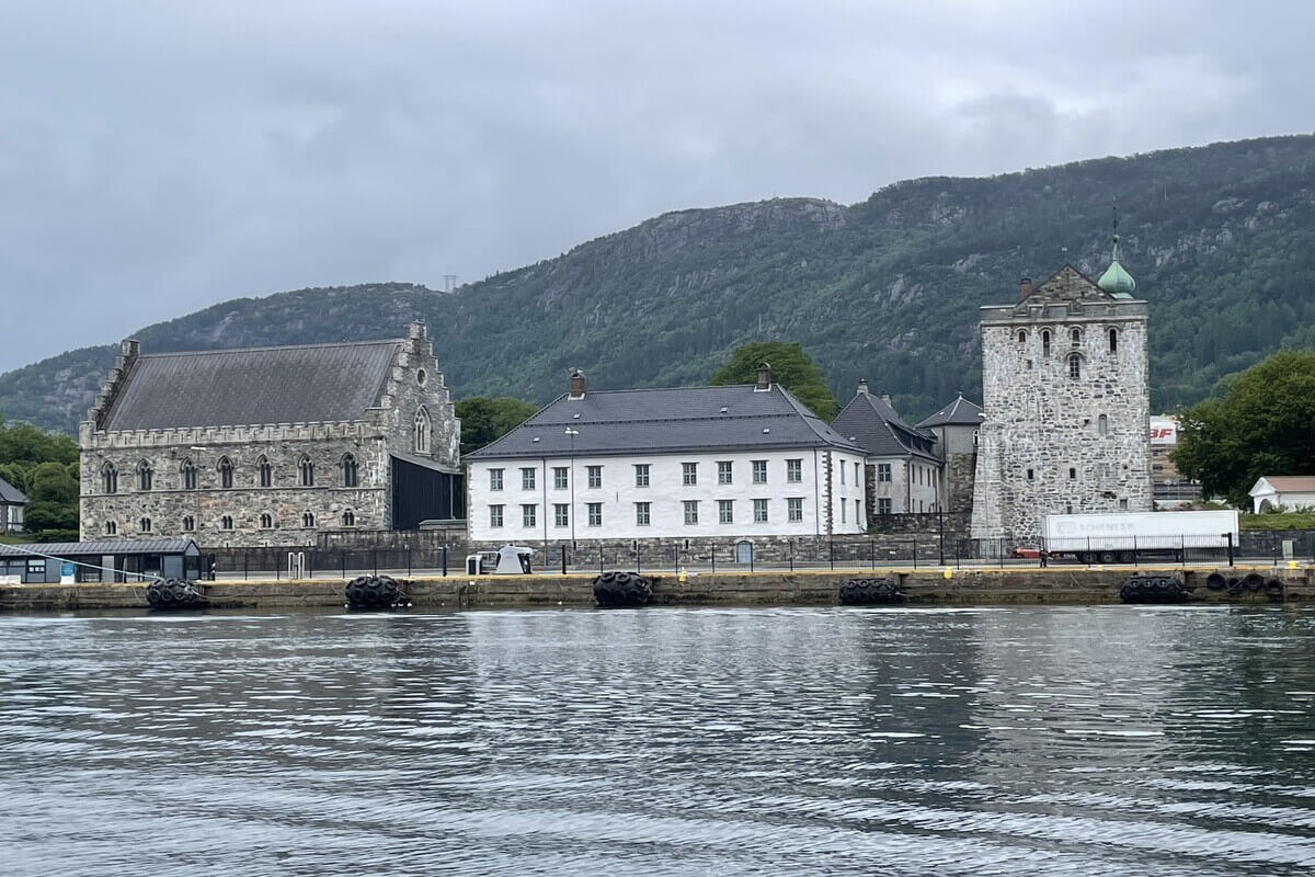 bergenhus-festning-priser-og-pningstider-barnasnorge-no