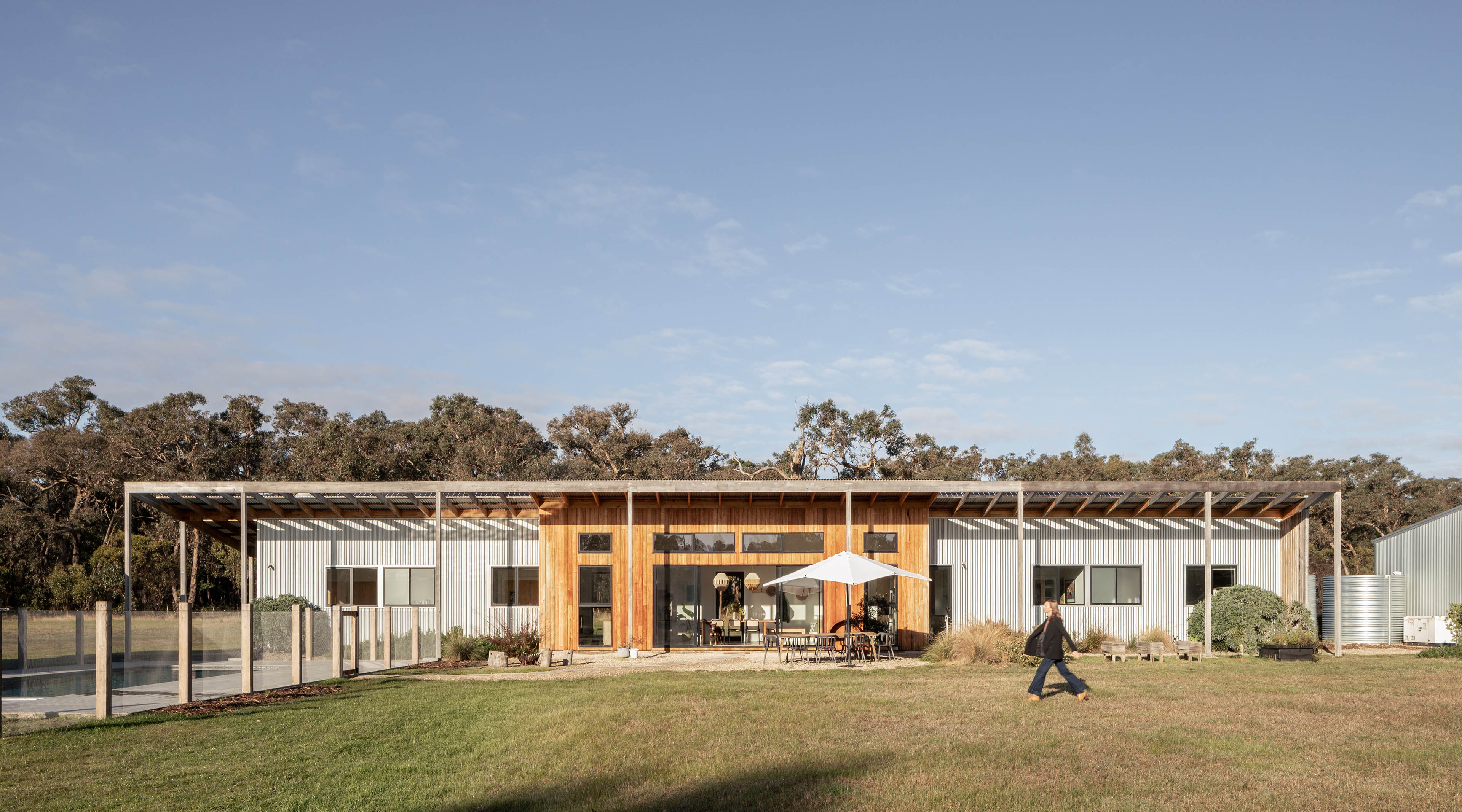 Off Grid Self Sufficient Luxury Penthouse photo