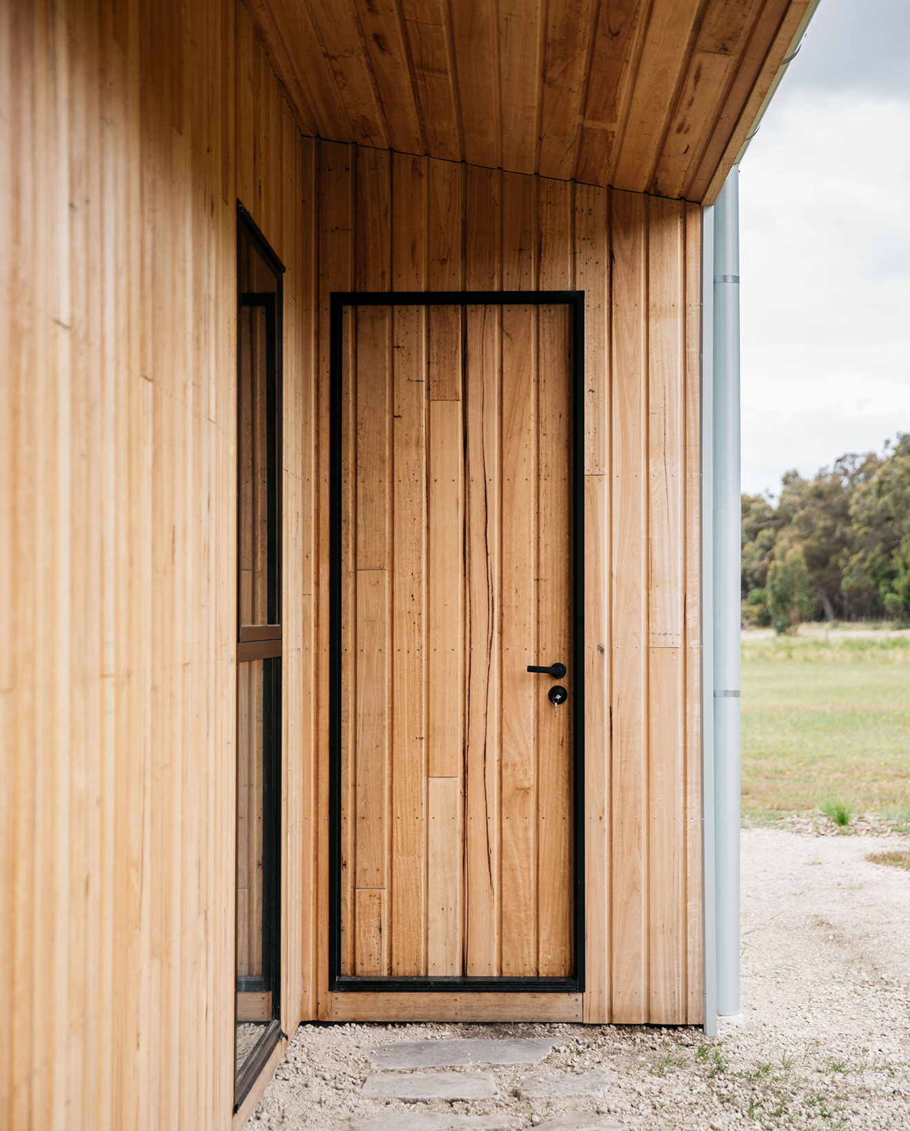 Image showcasing The Ultimate Guide to Off-Grid House Plans - Truoba