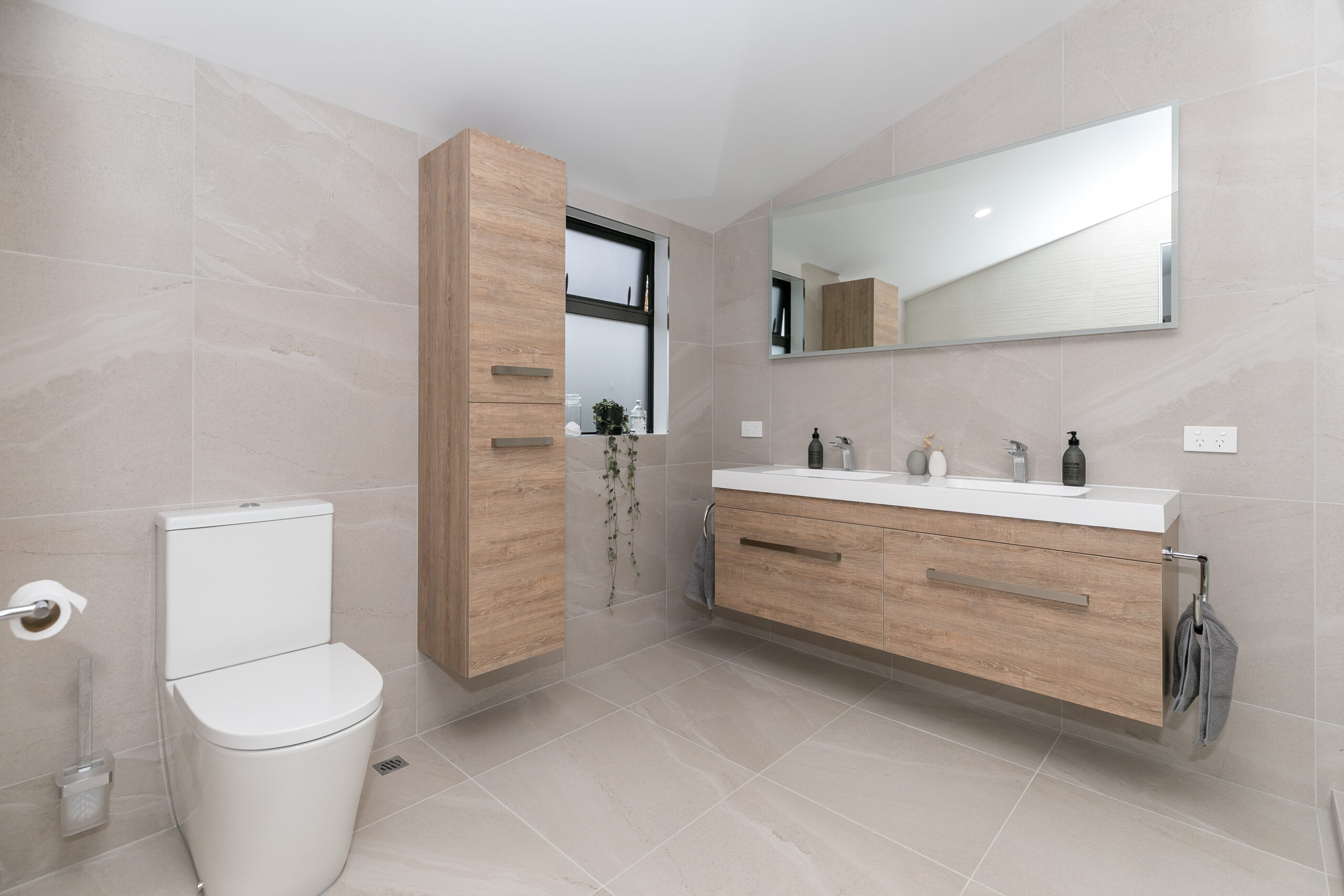 Bathroom Renovation - Design for Functionality - MTP Renovations
