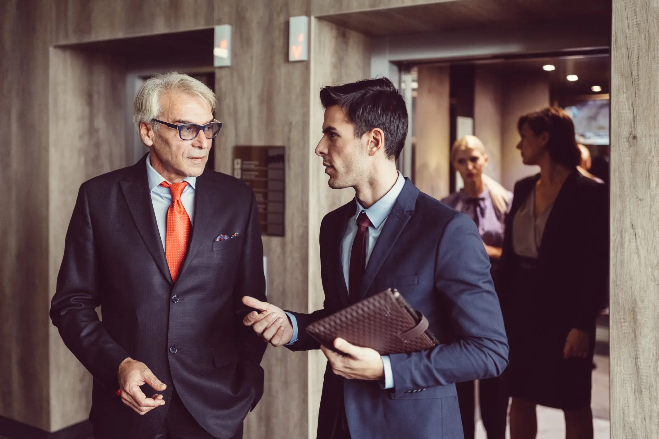 Elevator pitch o que é, como fazer e 3 exemplos para você desenvolver o seu Inovação Sebrae