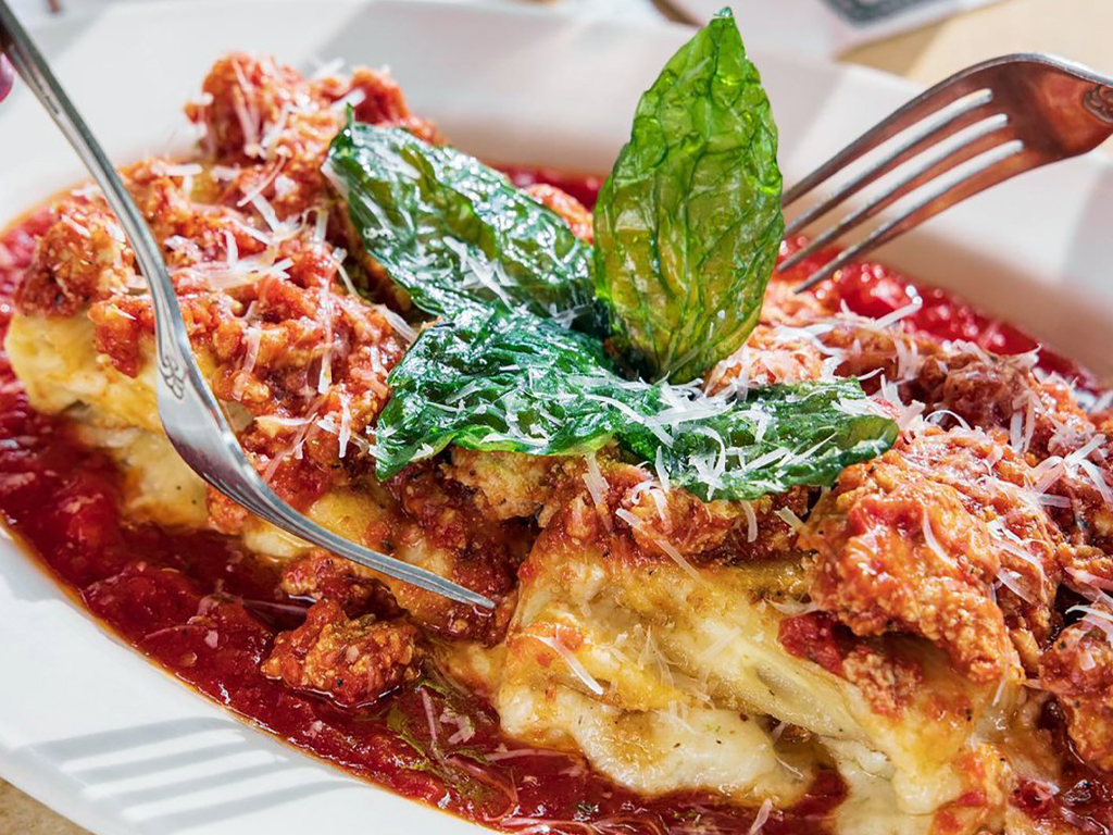 The Cheesecake Factory International Cuisine The Beach, JBR, Dubai, UAE