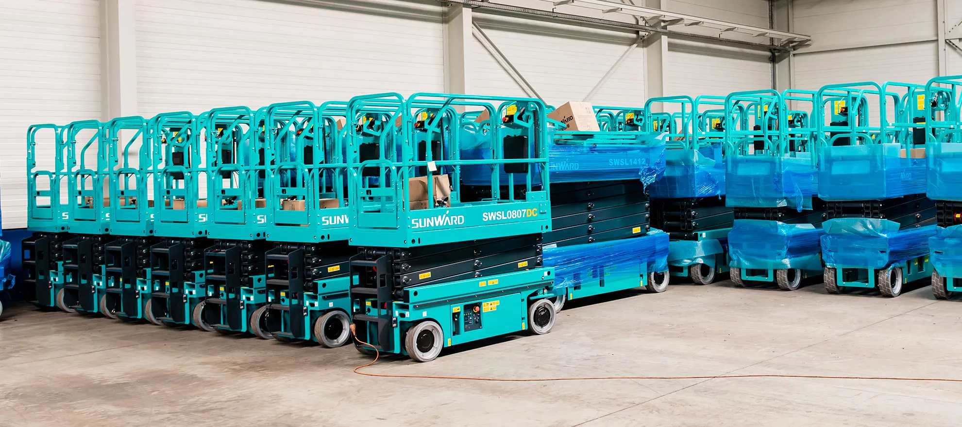 Scissor Lifts Sunward Southwest