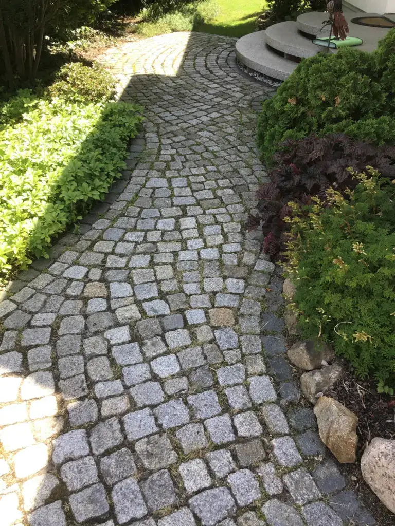 Steinreinigung und Reinigung von Pflasterung DIE STEINPFLEGER