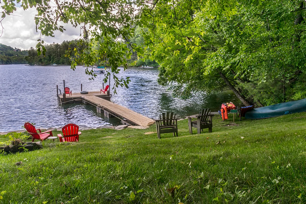 Hemlock Hill Cottage Cozy Lakefront Getaway in Cashiers, NC