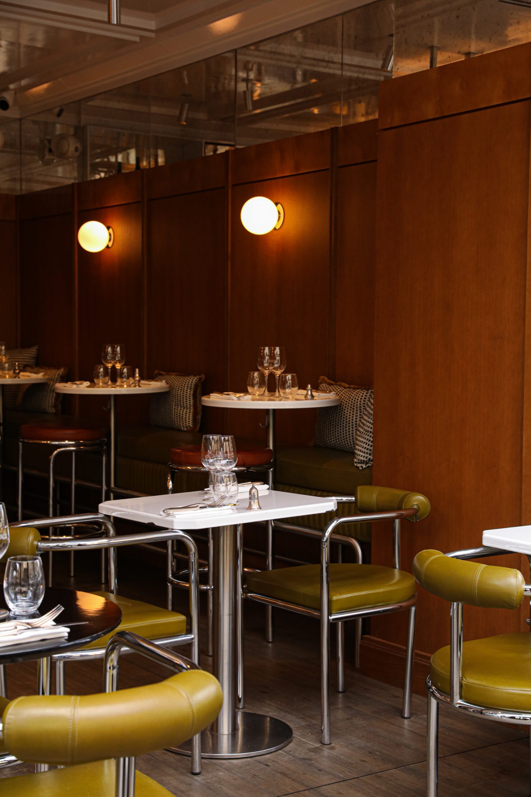 Abstinence Restaurant et Bar à Vinyles Paris 15ème