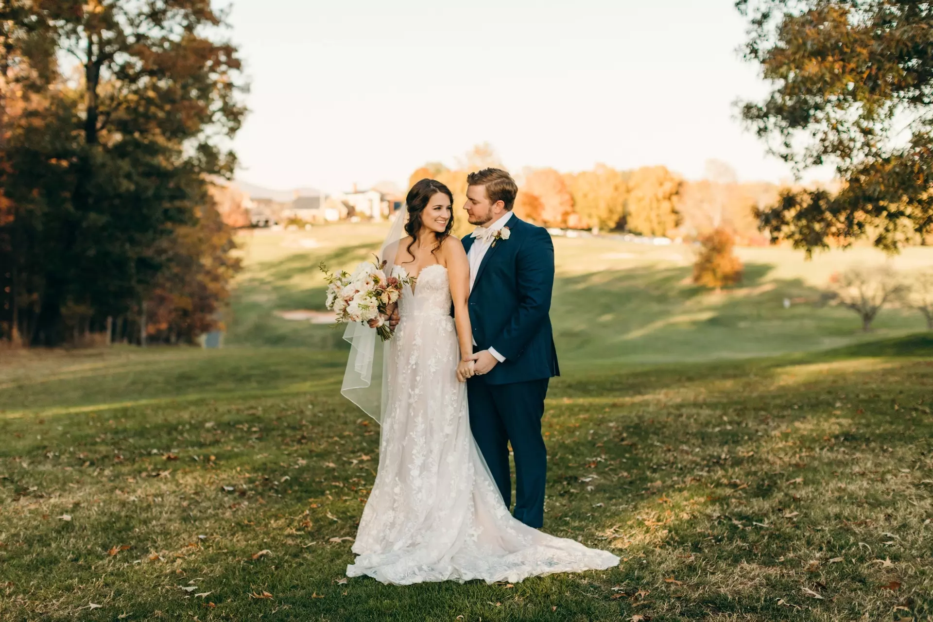 Lauren & Andrew's Lynchburg Wedding at Boonsboro Country Club