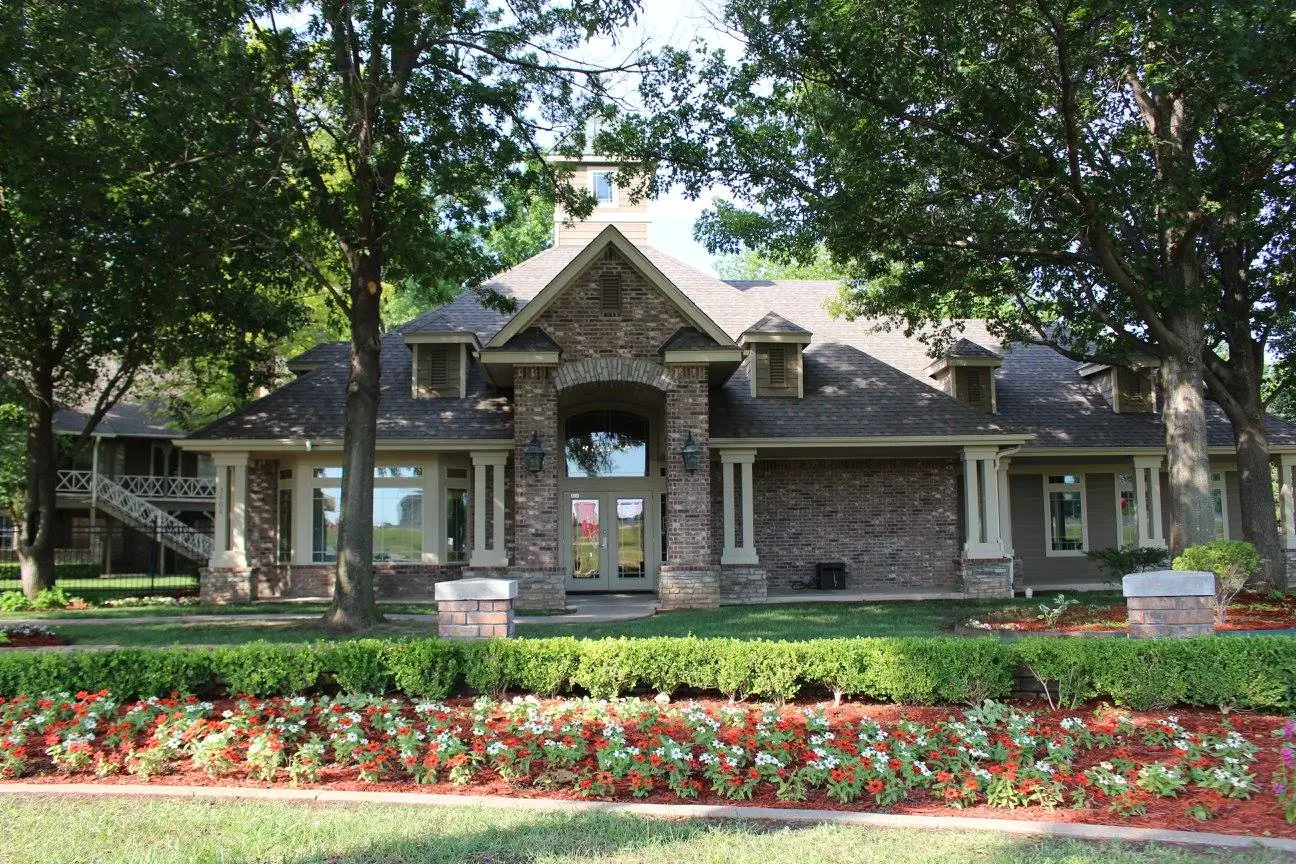 Heatherwood Apartments