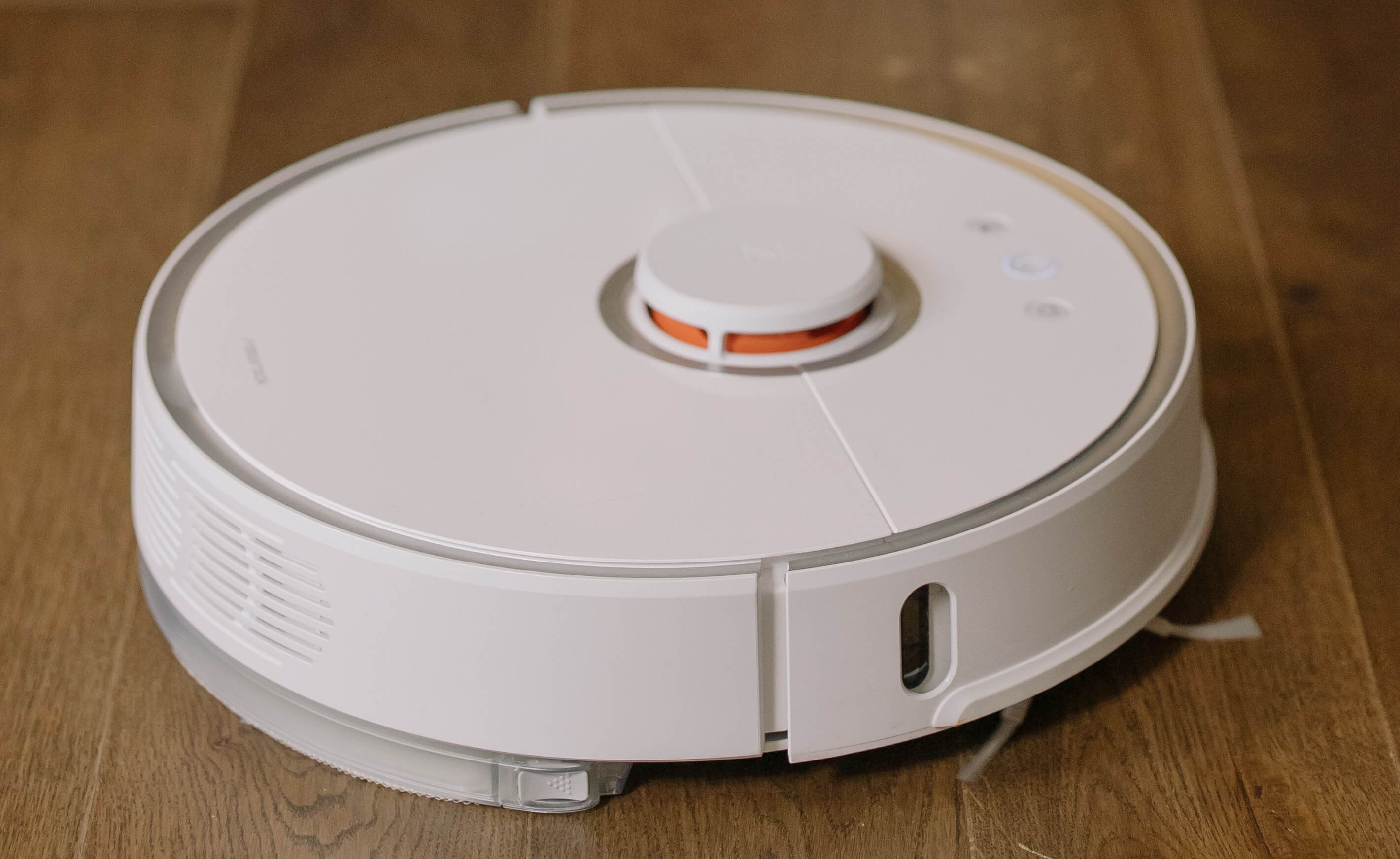 Roborock vs. Roomba InDepth Comparison