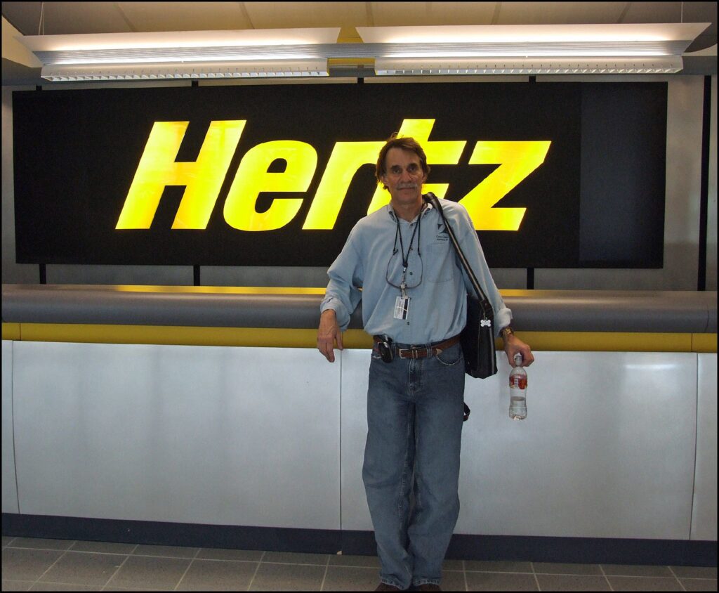Hertz Cancellation Policy (Options, Fees & Beating the Policy)
