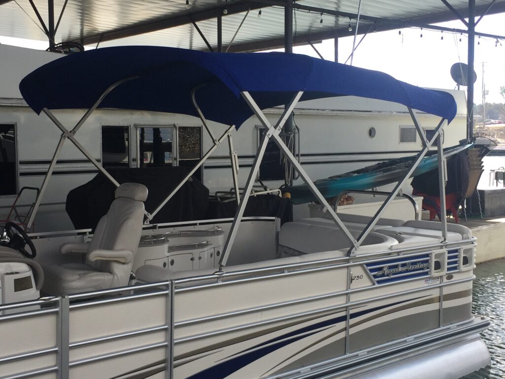 15 Best Pontoon Boat Brands Available (Includes Amazing Features!)