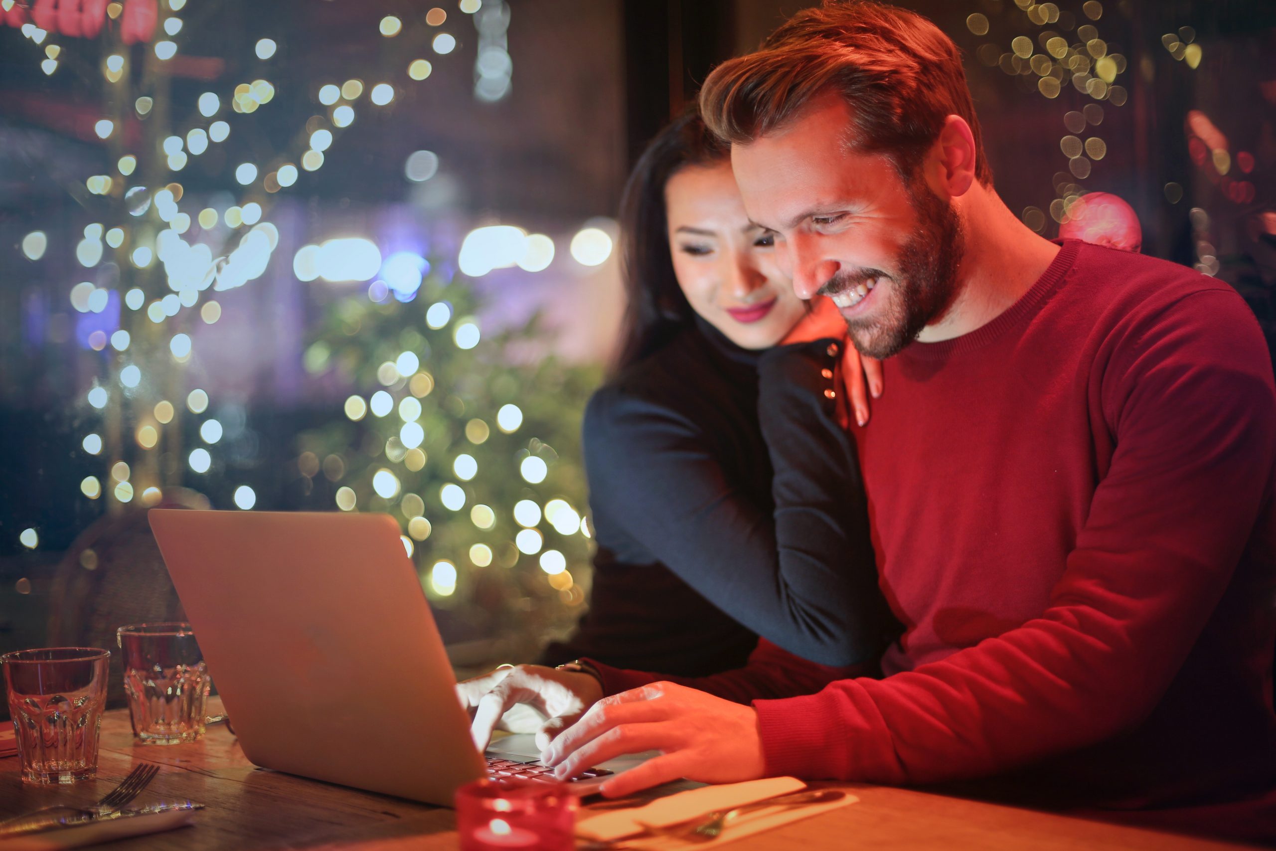 Does Airbnb allow thirdparty bookings? Zodiak