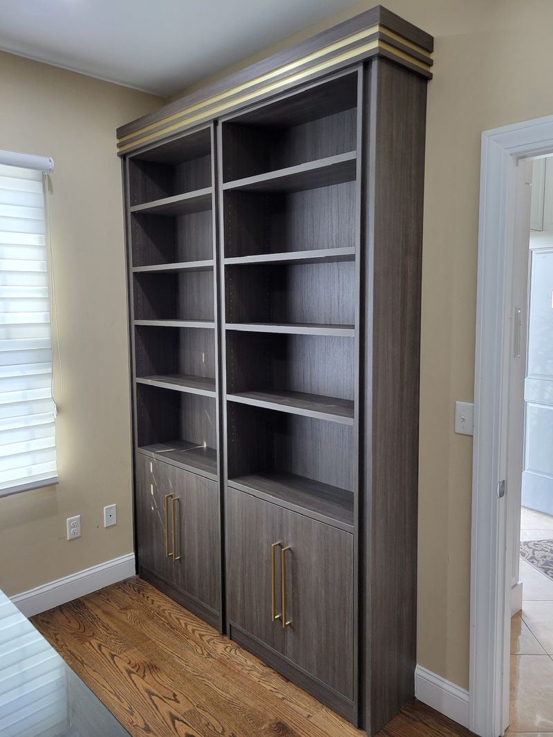 Seleqt Bookcases Gallery