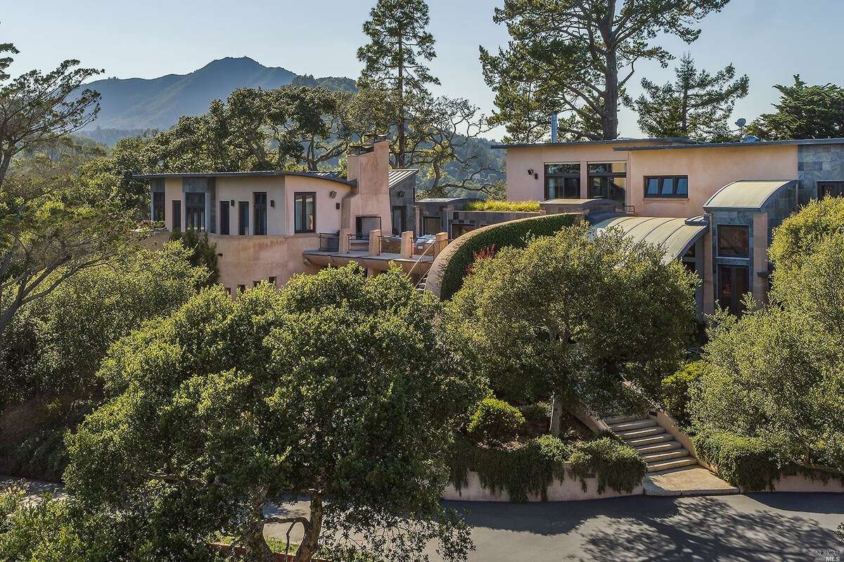 The Power of Location & The Impact on Property Value in Corte Madera