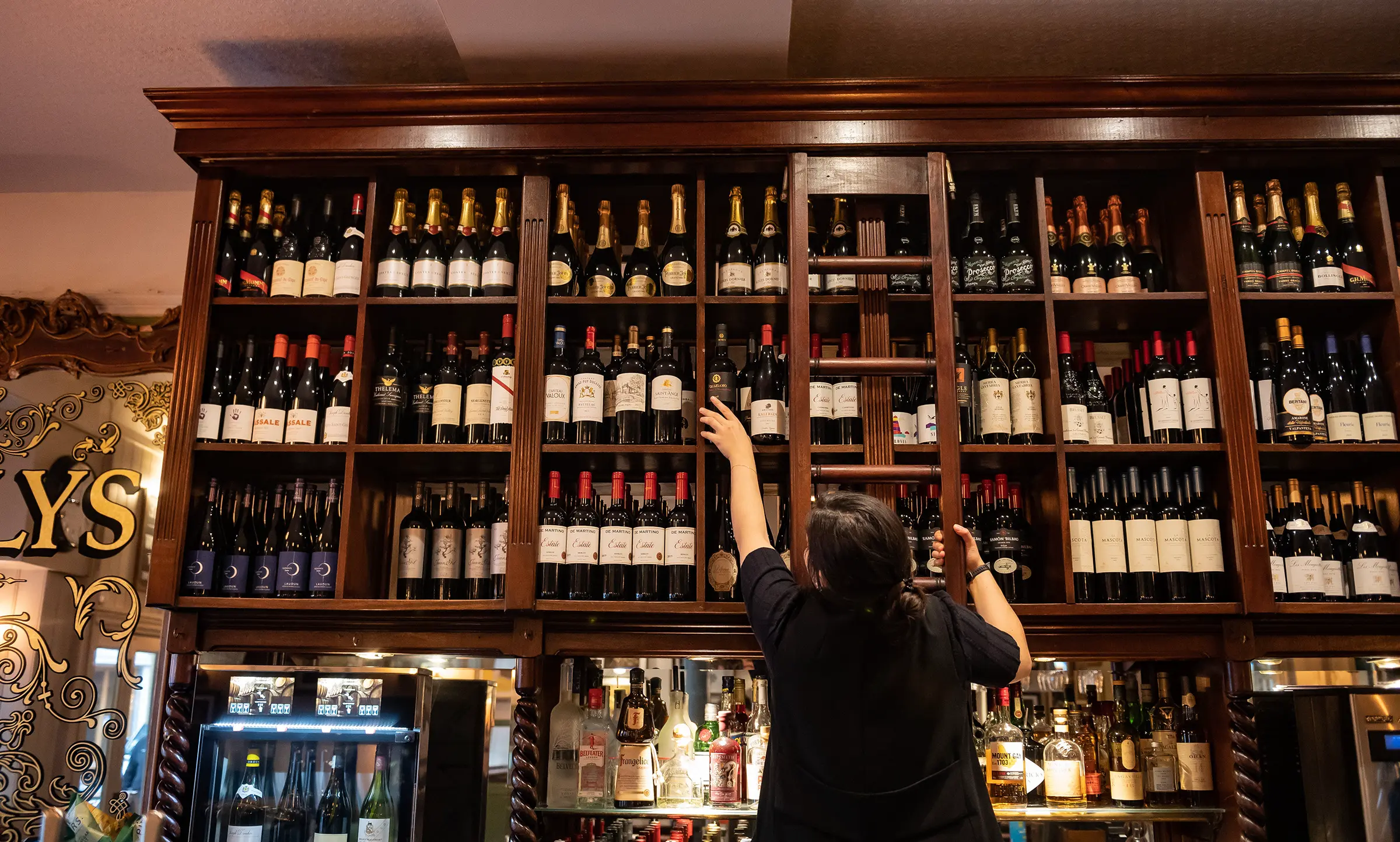 Daly's Wine Bar Food & Wine