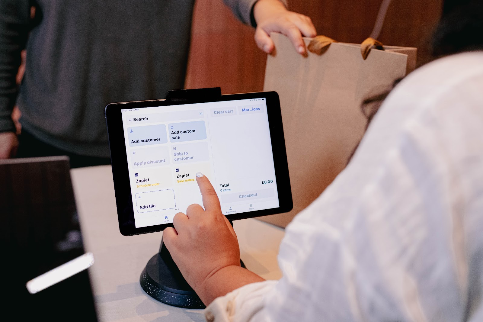 Take your retail game to the next level with Shopify new POS UI ...
