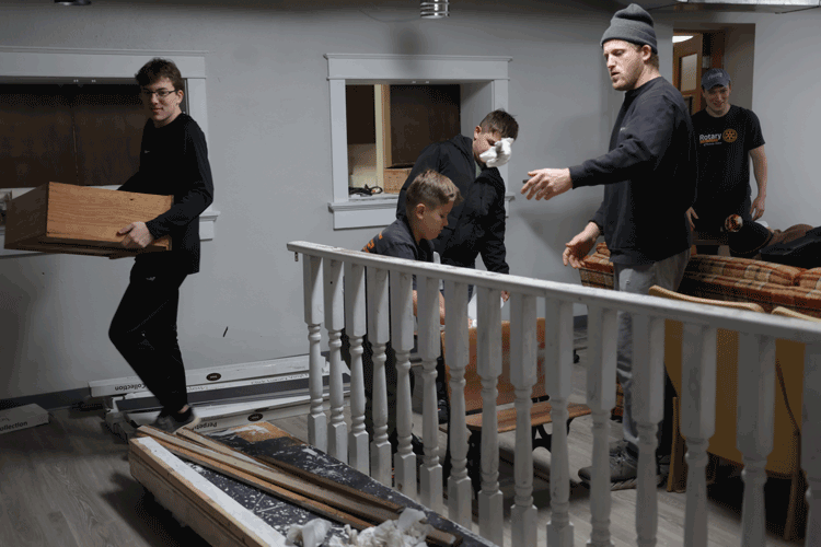 Hang Out at the Vincennes Teen Center Vincennes Teen Revolution