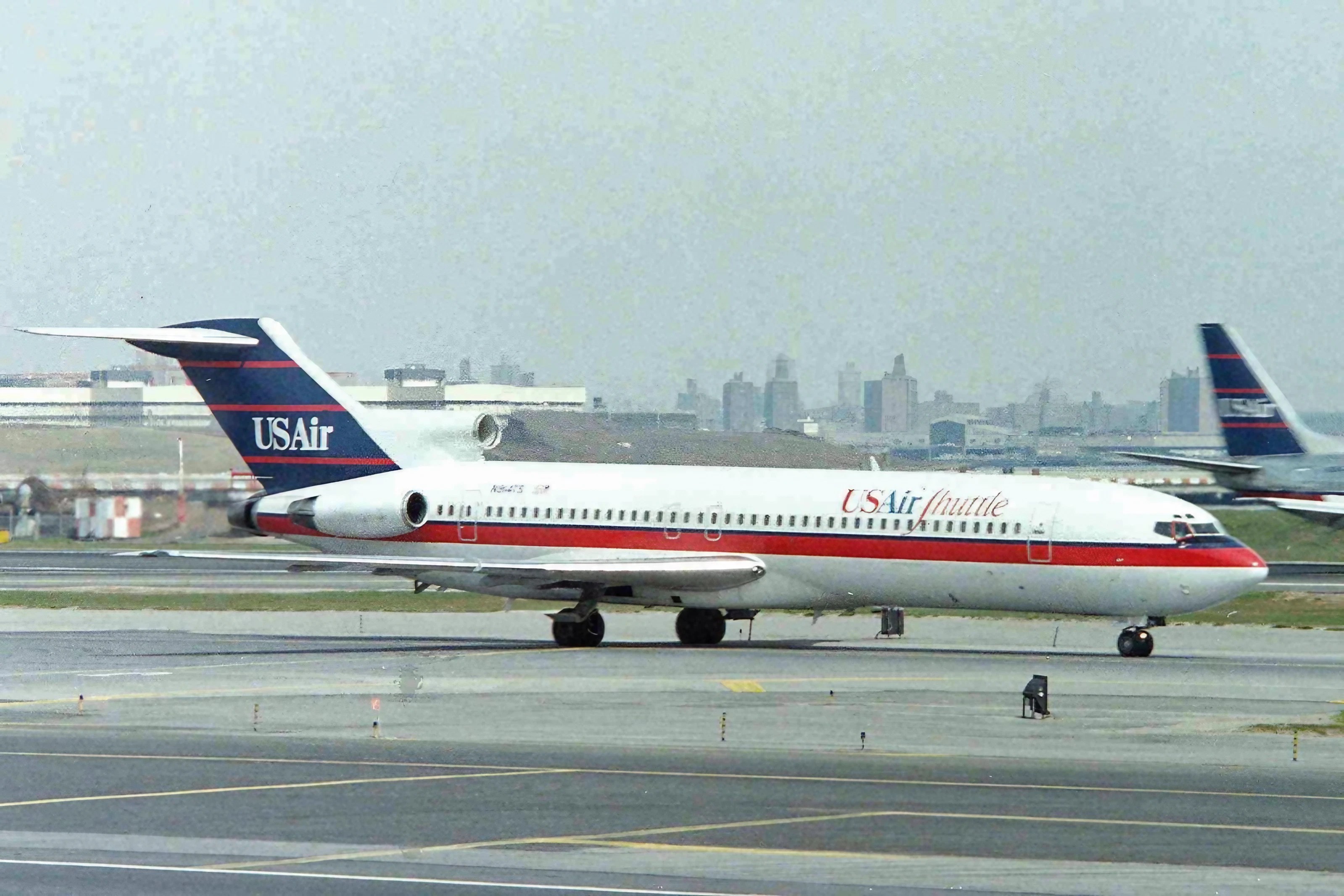 4/12/1992: US Air Shuttle Takes over Trump Shuttle