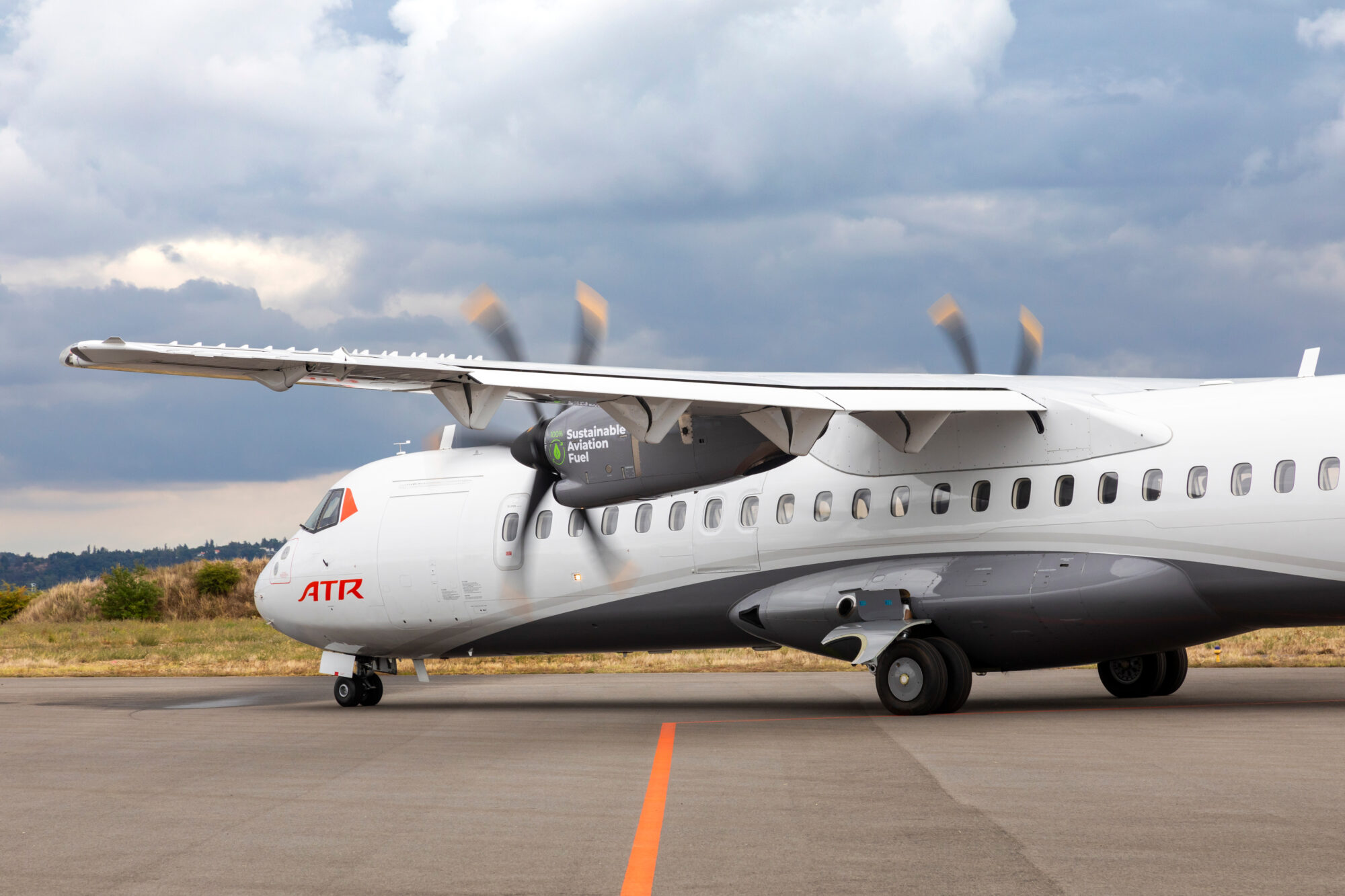 Singapore-based Aircraft Lessor Orders 10 ATR 72s - Vimarsana News