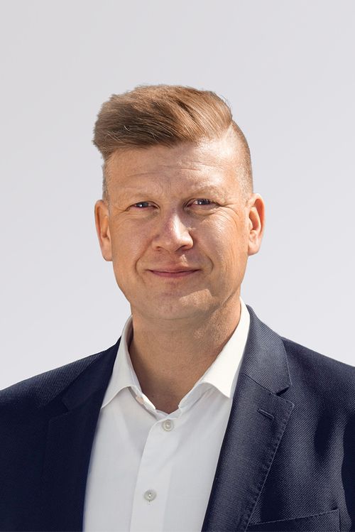 Tom Rukundo Management Team