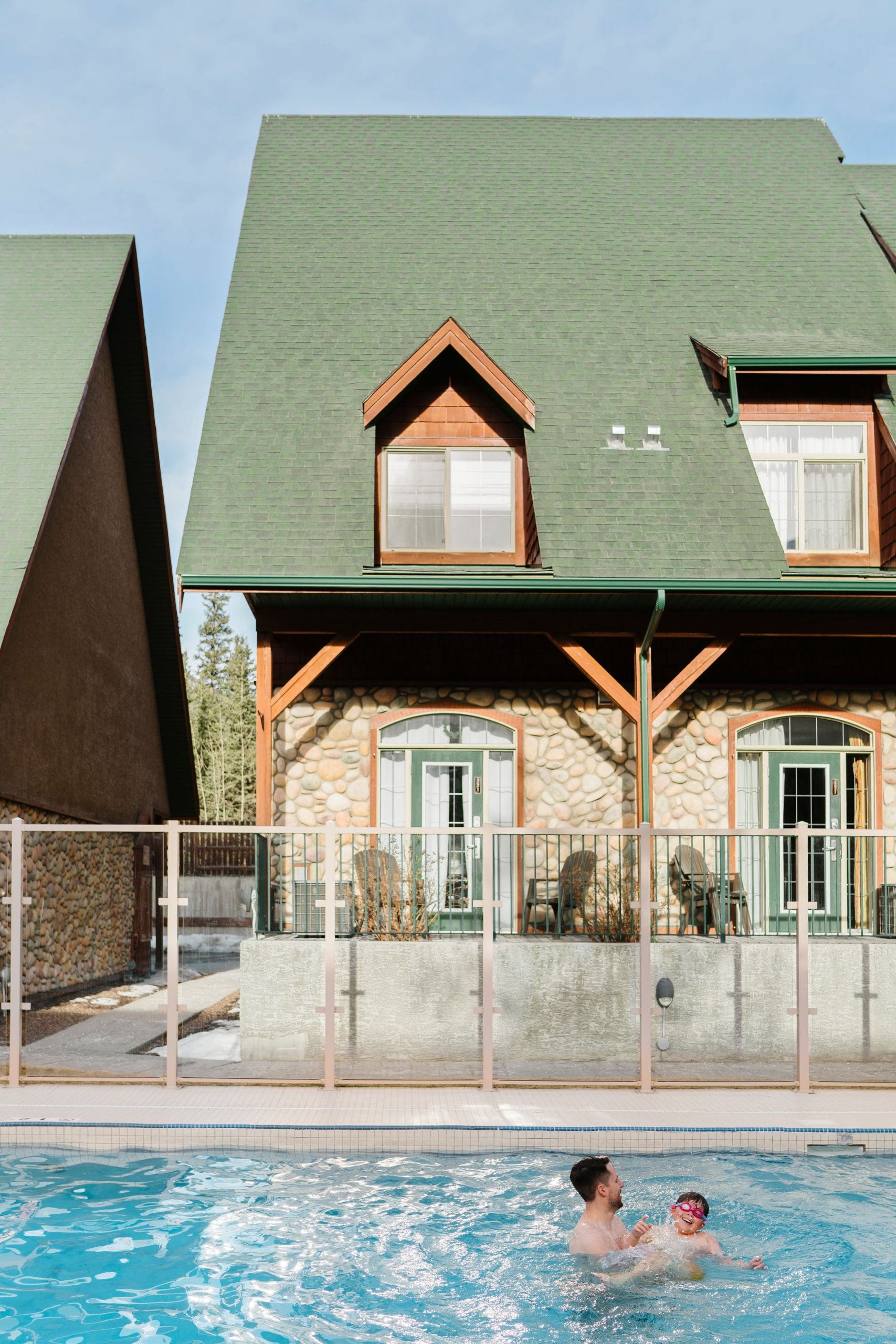 Pristine Peak Getaways