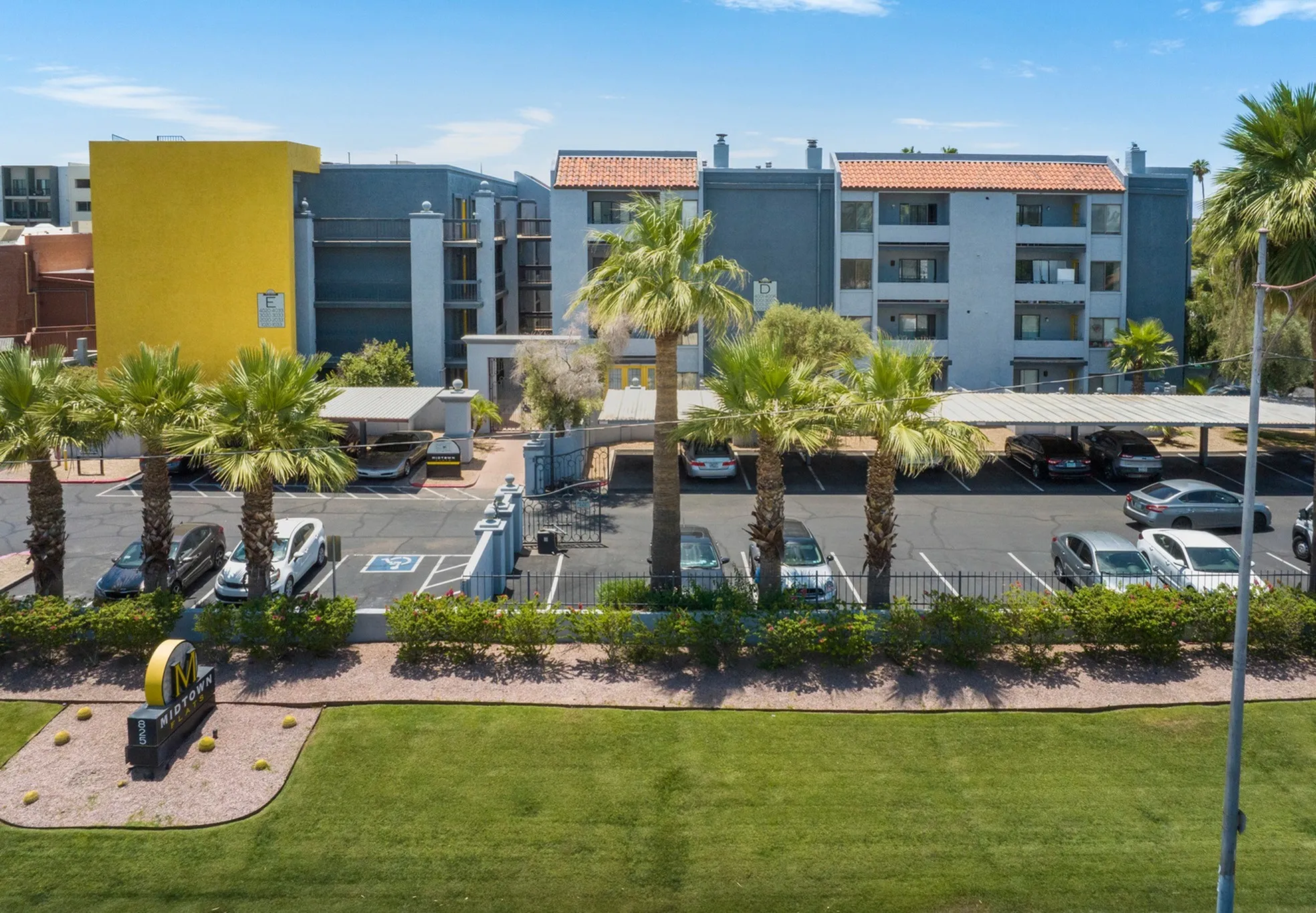 Luxury Apartment Phoenix Phoenix Apartment for Rent Midtown Flats