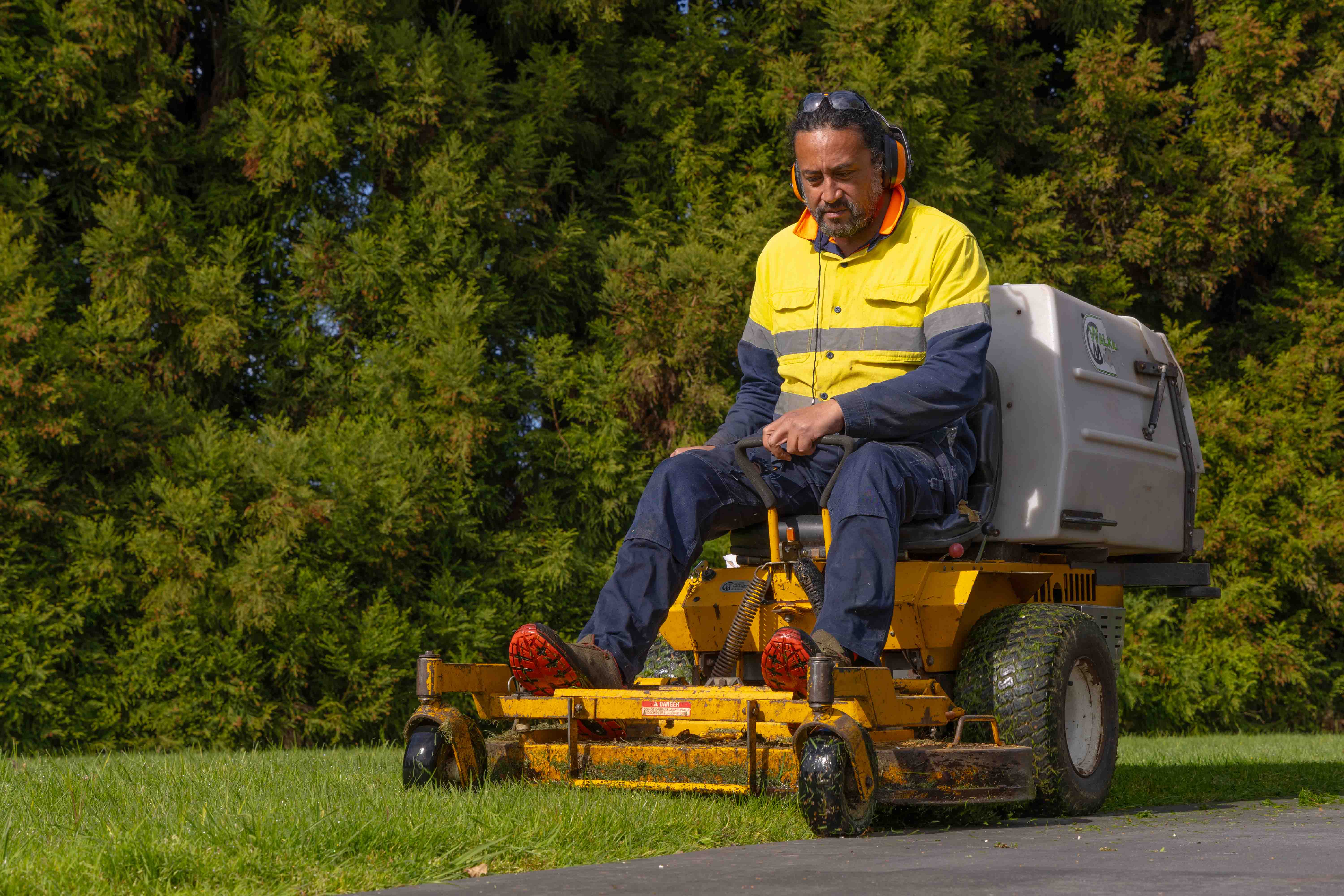 Landscaping Lawn Mowing, Hedge Trimming & Gardening Hamilton NZ.