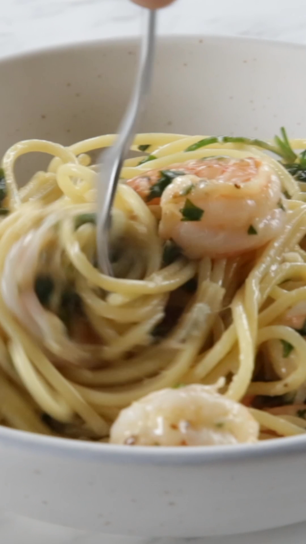 Parsley Shrimp Pasta Recipe (with Video)