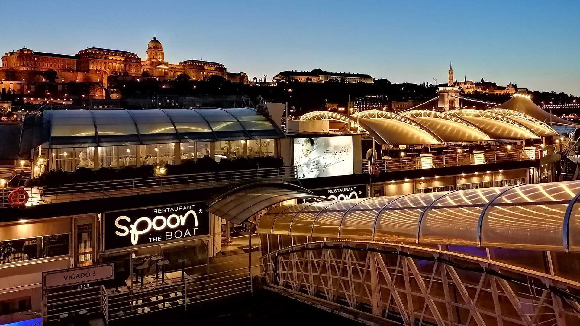 Crucian restaurant photo top